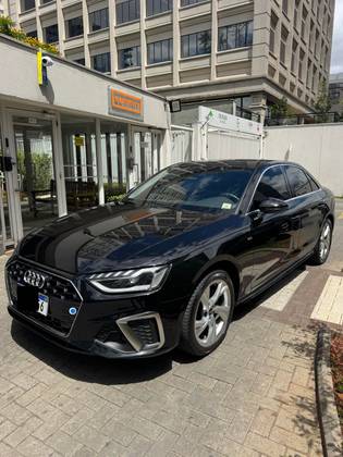 AUDI A4 2.0 TFSI GASOLINA PRESTIGE PLUS S TRONIC